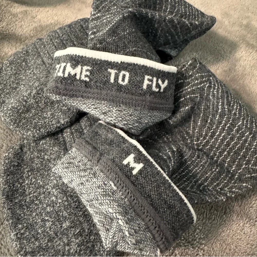 HOKA Crew running Socks for Men 3 pairs NWOT
